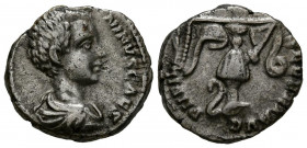 CARACALLA. Denario. (Ar. 3,90g/17mm). 196-198 d.C. Roma. (RIC 4). Anv: Busto drapeado de Caracalla a derecha, alrededor leyenda: M AVR ANTONINVS CAES....