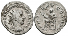 GORDIANO III. Antoniniano. (Ar. 4,62g/23mm). 241 d.C. Roma. (RIC 88). Anv: Busto radiado y drapeado de Gordiano III a derecha, alrededor leyenda: IMP ...