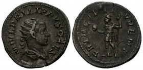 FILIPO II. Antoniniano. (Ar. 3,75g/23mm). 244-246 d.C. Roma. (RIC 219). Anv: Busto radiado y draoeado de Filipo II a derecha, alrededor leyenda: M IVL...