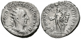 TRAJANO DECIO. Antoniniano. (Ar. 2,93g/22mm). 249-251 d.C. Roma. (RIC 16c). 249-251 d.C. Roma. Anv: Busto radiado y drapeado de Trajano Decio a derech...