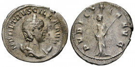 HERENNIA ETRUSCILLA. Antoniniano. (Ar. 4,16g/23mm). 249-251 d.C. Roma. (RIC 58b). Anv: Busto diademado y drapeado a derecha de Herennia Etruscilla sob...