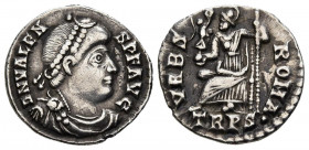VALENS. Silicua. (Ar. 1,75g/17mm). 367-375 d.C. Treveri. (RIC 27a). Anv: Busto diademado, drapeado y con coraza de Valentiniano I a derecha, alrededor...