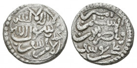 ALMORAVIDES, Ali ibn Yusuf con el emir Tashfin (533-537H). Quirate. (Ar. 0,89g/11mm). (Vives 1822; Hazard 1601; Benito Cj1). Escritura nasji. MBC+.