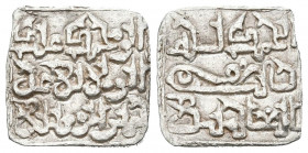 ALMOHADES. Abd Al Mu'min Ben Alí. 1/2 Dirham. (Ar. 0,77g/13mm). (Vives no cita; Hazard no cita; Hohertz 549). Escritura cúfica. MBC+. Muy raro.