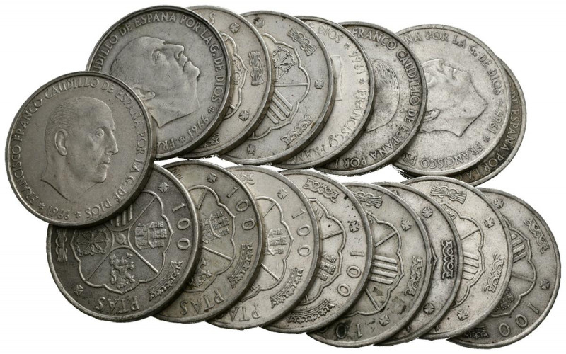 ESTADO ESPAÑOL (1936-1975). Conjunto formado por 16 monedas de 100 pesetas de 19...
