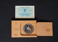 JUAN CARLOS I (1975-2014). 5 Ecu. (Ar. 33,62g /42mm). Alfonso X El Sabio. 1990. FDC. 50.000 unidades. Incluye estuche oficial y certificado de autenti...