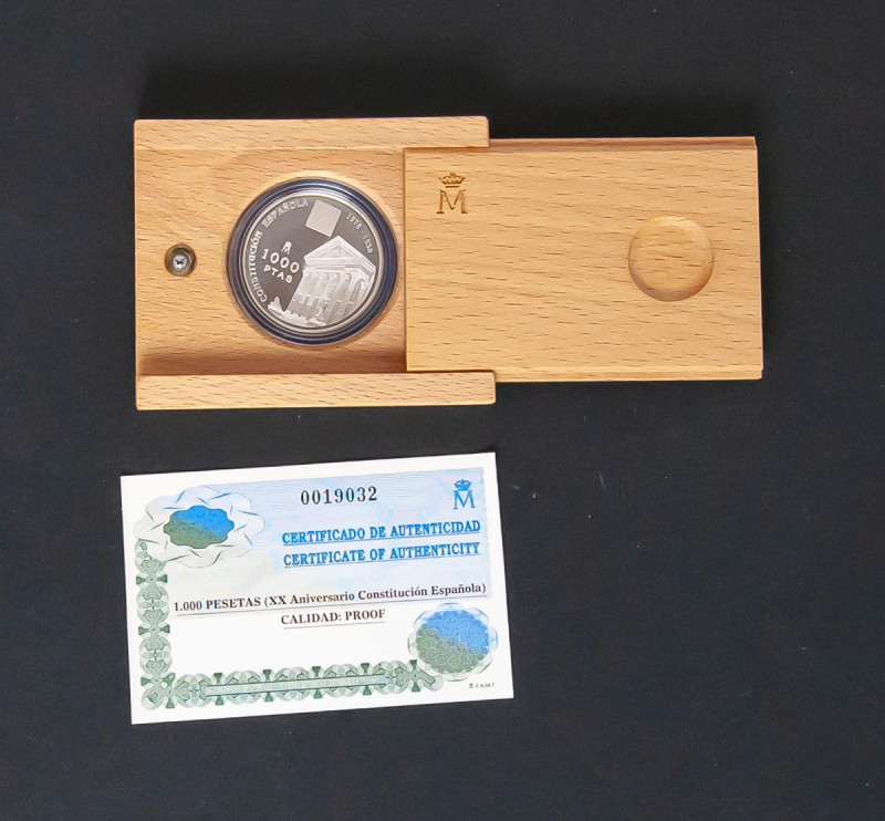 JUAN CARLOS I (1975-2014). 1000 Pesetas. (Ar. 13,50g /33mm). XX Aniversario de l...