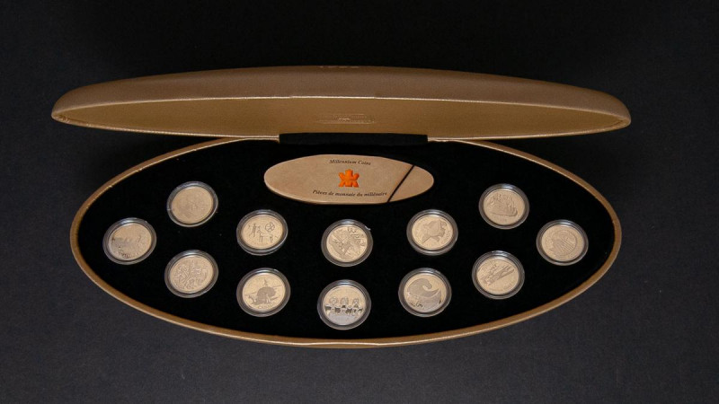 CANADA. Colección Millennium compuesta por 12 monedas de 25 Cents en plata de 0,...