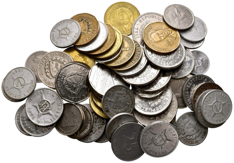 CUBA. Lote compuesto por 58 monedas variadas de la isla acuñadas en diferentes v...