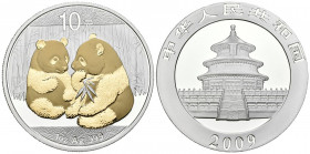 CHINA. 10 Yuan (Ar. 31,37g/40mm). 2009. Serie Pandas. Plata de 0,999 milésimas. PROOF.