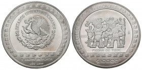 MEXICO. 10.000 Pesos. (Ar. 155,73g/65mm). 1992. Piedra de Tizoc. (Km#557). Plata de 0,999 milésimas. SC.