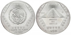 MEXICO. 10 Nuevos Pesos. (Ar. 155,35g/65mm). 1994. Pirámide del Castillo. (Km#576). Plata de 0,999 milésimas. SC.