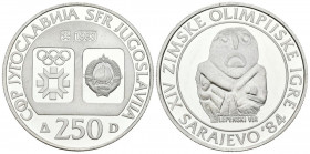 YUGOSLAVIA. 250 Dinares (Ar. 17,06g/34mm). 1983. Belgrado. XIV Juegos Olímpicos de Invierno Sarajevo 1984. Totem. (Km#100). PROOF.