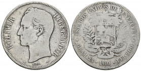 ESTADOS UNIDOS DE VENEZUELA. 5 Bolívares. (Ar. 24,24g/37mm). 1910. Caracas. (Km#Y24.2). MBC-.