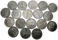 ESTADO ESPAÑOL. Lote compuesto por 18 monedas de 100 Pesetas de 1966, diferentes estrellas y calidades. A EXAMINAR.