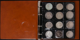 MUNDIAL. Magnífico conjunto formado por cientos de monedas mundiales de los siglos XIX y principalmente del XX entre las que destacan un amplio número...