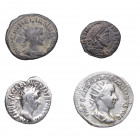 s. I-IV dC. Lote de 4 monedas romanas: Denario (1), Antoniniano (1), bronces (2). Ve y Ag. Valabato MUY ESCASO. BC a MBC. Est.100.