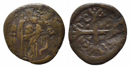 MESSINA. Ruggero II (1105-1154). Follaro Cu (3,87 g). Ruggero stante con globo crucigero - R/croce gigliata, negli angoli IC XC NI KA. MIR 20. qBB