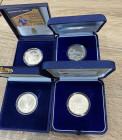 REPUBBLICA ITALIANA. Lotto di 4 monete commemorative in argento con cofanetto (10.000 lire 1998; 10 euro 2003 - 2004 - 2005). FDC