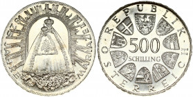 Austria 500 Schilling 1982 825 Years of the Mariazell Shrine. Obverse: Value within circle of shields. Reverse: Standing figure of enshrined Madonna o...