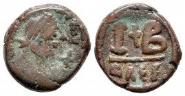 12 Nummi Æ
Justinian I (527-565), Alexandria
15 mm, 4,85 g