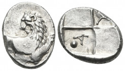 THRACE. Chersonesos. Circa 386-338 BC. Hemidrachm (Silver, 14 mm, 2.38 g). Forepart of a lion to right, his head turned back to left. Rev. Quadriparti...