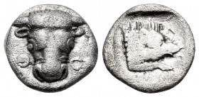 PHOKIS, Federal Coinage. Circa 478-460 BC. Obol (Silver, 9 mm, 0.88 g, 12 h). Φ - O Bull’s head facing. Rev. Forepart of boar to right; all within inc...
