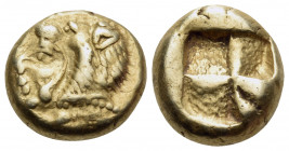 IONIA. Erythrai. Circa 550-500 BC. Hekte (Electrum, 10 mm, 2.56 g). Head of Herakles to left, his almond-shaped eye shown frontally, and wearing a lio...