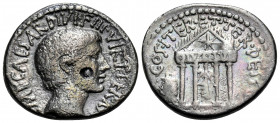 Octavian, Spring-early summer 36 BC. Denarius (Silver, 20 mm, 3.63 g, 6 h), mint moving with Octavian in central or southern Italy. IMP• CAESAR• DIVI•...