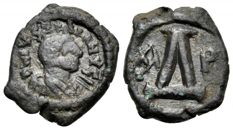 Justinian I, 527-565. 4 Nummia (Bronze, 15 mm, 1.50 g, 6 h), Thessalonica. D N I...