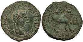 TURIASU, Tarazona (Zaragoza). As. Tiberio. A/ Cabeza laureada de Tiberio a der.; A. TI. CAESAR AVG. F. IMP. PONT. M. R/ Toro a der., L. CAEC. AQVIN. M...