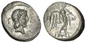 CALPURNIA. Quinario. Roma (90 a.C.). R/ La Victoria a der.; PI-SO, PI, FRVGI. CRAW-340/22. SB-13 b. EBC. Escasa.