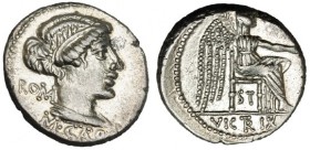 PORCIA. Denario. Roma (80 a.C.). R/ La Victoria sentada a der. con palma y pátera (fuera del cospel), bajo silla: S.T.; VICTRIX (la letras TR unidas)....