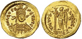 LEO I. Sólido. Constantinopla, I (457-474). R/ La Victoria a izq. con cruz larga y estrella a der.; VICTORIA AVGGG. RIC-605. ebc.