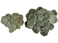 47 monedas: blancas, 2, 4 y 8 maravedís de Felipe II a Carlos II, 19 de ellas con resellos. Calidad media MBC-.
