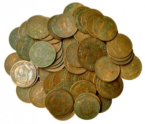 69 monedas de céntimo: 1870 (8), 1906 (43), 1912 (18). 2 céntimos, 1905 y 10 cén...