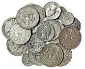 26 monedas de plata. EE.UU.: 1/2 dólar (8), 1944, 1951, 1952, 1954, 1959, 1964, 1966 y 1968; 1/4 de dólar (4), 1943-1955, dime (6), 1946-1963. Alemani...