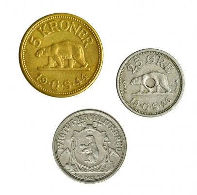 GROENLANDIA. Lote de 3 monedas: 5 kroner, 1994; 2 kroner, 1922 y 25 ore, 1926. K...