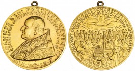 VATICANO. Medalla. Concilio Vaticano II. 1962. Juan XXIII. AU 35,26. Ø 40mm. Grabador: Giampaoli. Con su anilla. SC.