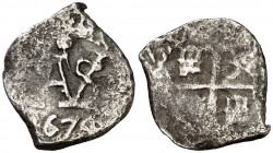 1674. Carlos II. Potosí. 1/2 real. (Cal. 826) (Paoletti pág. 91). 1,13 g. Fecha de tres dígitos en anverso. BC+.