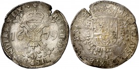 1679. Carlos II. Bruselas. 1 patagón. (Vti. 417) (Vanhoudt 698.BS) (Van Gelder & Hoc 350-2a). 27,80 g. MBC.