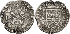 1680. Carlos II. Brujas. 1 patagón. (Vti. 442) (Vanhoudt 698.BG) (Van Gelder & Hoc 350-4a). 27,71 g. Grietas en canto. (MBC).
