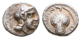 Greek Obol, Ca. 350-300 BC. AR.

Condition: Very Fine

Weight: 0,8 gr
Diameter: 9 mm