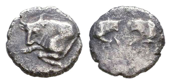 Greek Obol, Ca. 350-300 BC. AR.

Condition: Very Fine

Weight: 0,3 gr
Diameter: ...