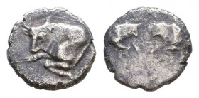 Greek Obol, Ca. 350-300 BC. AR.

Condition: Very Fine

Weight: 0,3 gr
Diameter: 7,5 mm