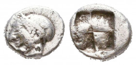 Greek Obol, Ca. 350-300 BC. AR.

Condition: Very Fine

Weight: 1,3 gr
Diameter: 10,3 mm