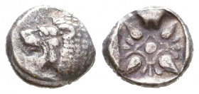 Greek Obol, Ca. 350-300 BC. AR.

Condition: Very Fine

Weight: 1 gr
Diameter: 9,6 mm