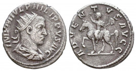 Philip II as Caesar. Antoninianus; Philip II as Caesar; 245-247 AD

Condition: Very Fine

Weight: 4,1 gr
Diameter: 21,9 nn