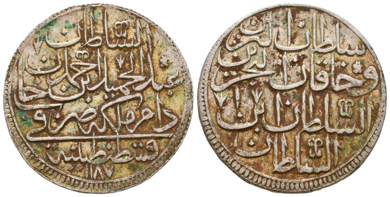 Ottoman Empire, Abdul Hamid AR Zolota. Constantinople, AH 1187
Condition: Very ...