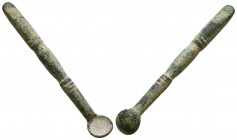 Ancient Roman bronze medical tool,

Condition: Very Fine

Weight: 2,8 gr
Diameter: 43,4 mm